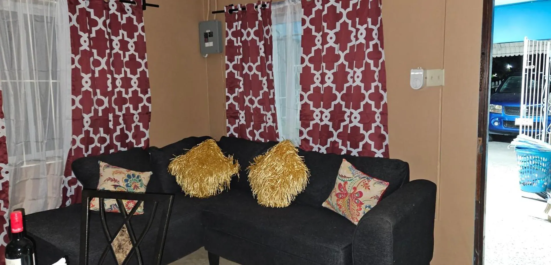 Livi'S Hide-Away! Lejlighed Spanish Town Jamaica