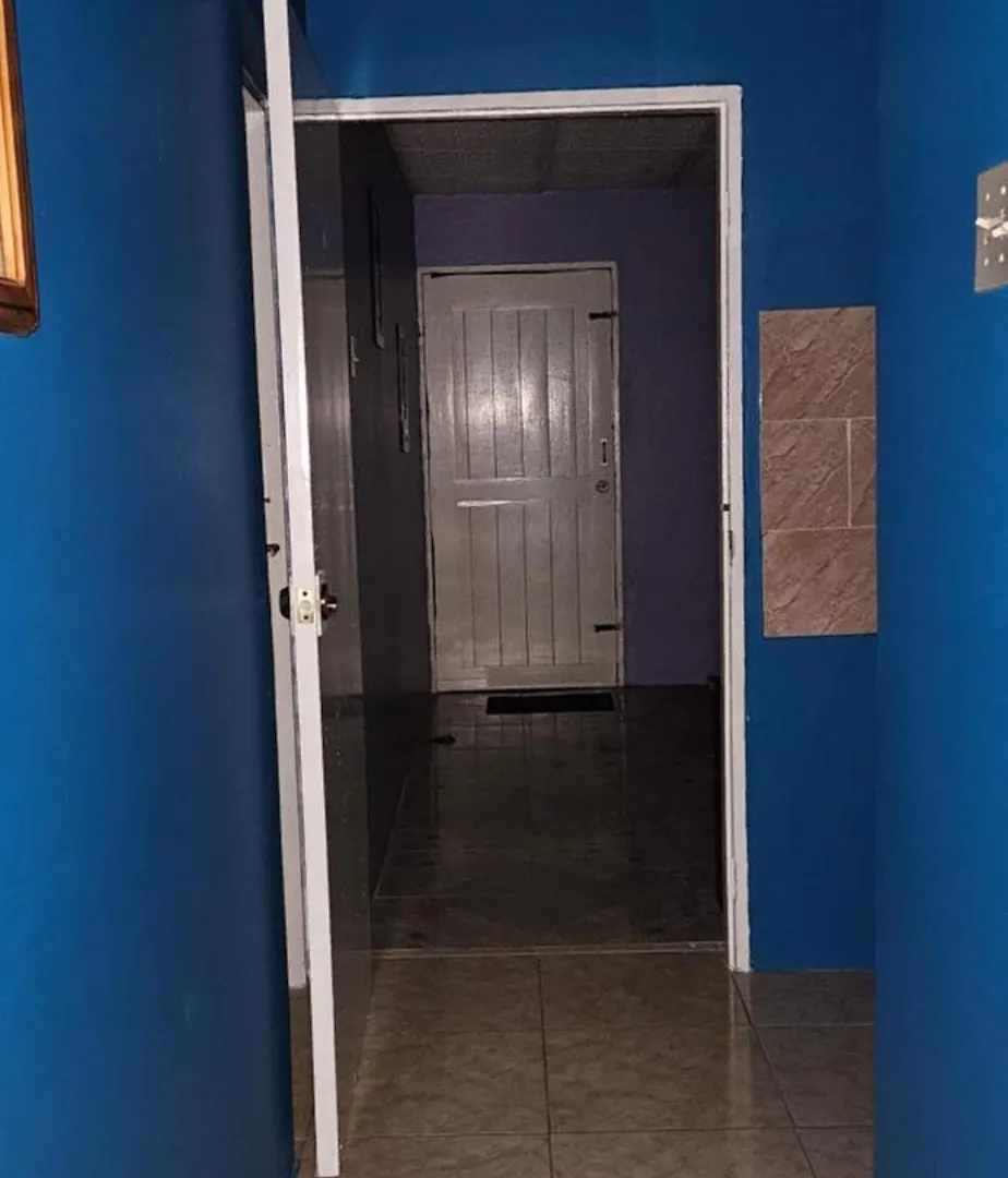 Spanish TownLivi'S Hide-Away!公寓 0*, Spanish Town 牙买加